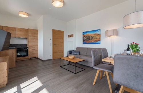 Mauterndorf Apartment | Beautiful apartment with large terrace and pool