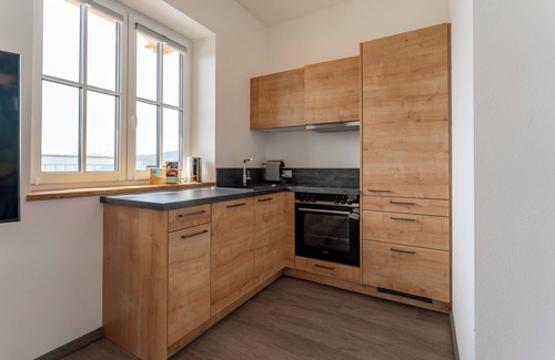Mauterndorf Apartment | Beautiful apartment with large terrace and pool