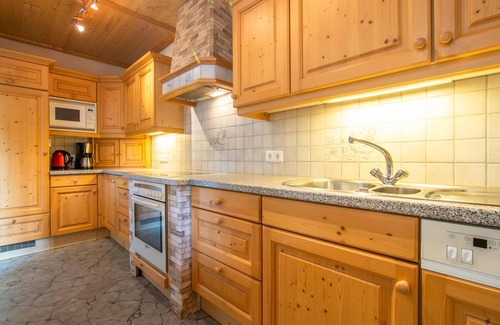 Wildschoenau Apartment | Beautiful apartment with garden near ski resort