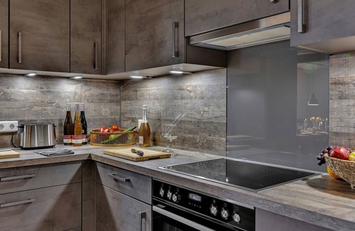 Bramstedtlund Apartment | Beautiful apartment for 10 people with WIFI, TV, terrace, pets allowed, panoramic view and parking