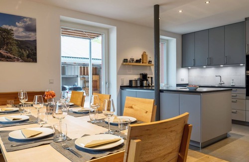 Fischbach bei Dahn Apartment | Beautiful apartment for 8 guests with WIFI, TV, terrace and parking