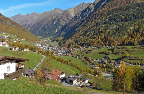 Soelden Apartment | Beautiful apartment for 6 guests with WIFI, TV, balcony, pets allowed and parking