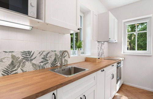 Hrensko Apartment | Beautiful apartment for 4 guests with WIFI, TV, patio, pets allowed and parking