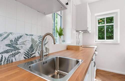 Hrensko Apartment | Beautiful apartment for 4 guests with WIFI, TV, patio, pets allowed and parking