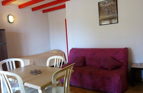 Algajola Apartment | Beautiful apartment for 4 people with WIFI, TV, terrace and parking