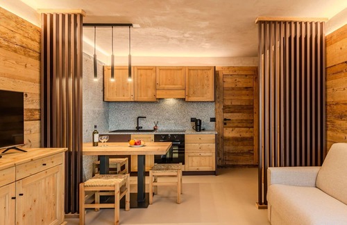 Giustino Apartment | Beautiful apartment for 6 people with WIFI, TV, balcony and parking