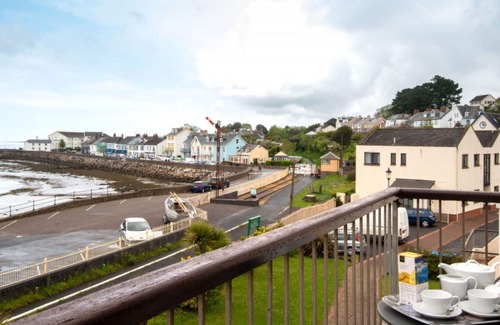Instow Apartment | Beautiful apartment for 4 guests with WIFI, TV and parking