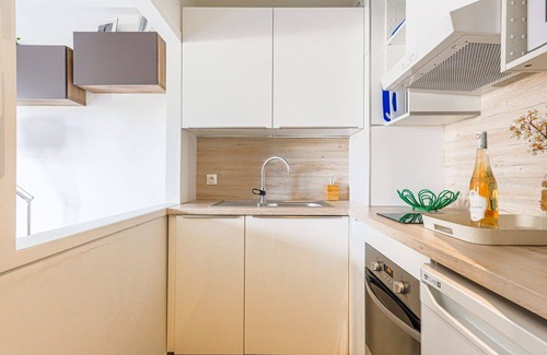 Cimiez Apartment | Beautiful apartment for 2 people with A/C, WIFI, TV, terrace, pets allowed and panoramic view