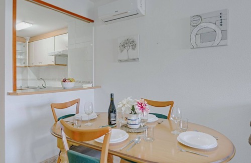 Calpe City Center Apartment | Beautiful apartment for 4 people with pool, WIFI, A/C, TV, terrace and pets allowed