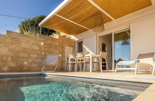 Marina di Marittima Apartment | Beautiful apartment for 3 people with A/C, private pool, WIFI, TV, terrace and parking