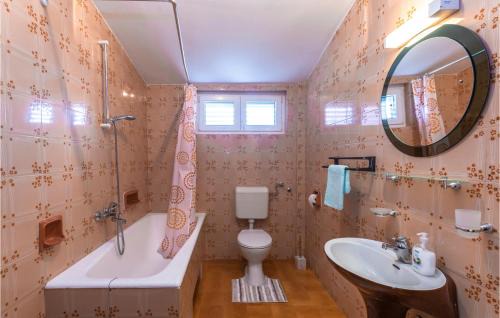 Peracko Blato Apartment | Beautiful Apartment In Peracko Blato