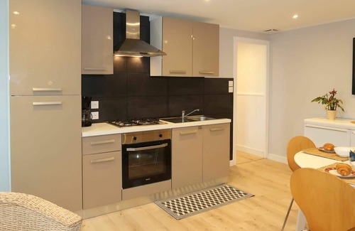 Plozevet Villa | Beautiful apartment in villa for 4 people with WIFI