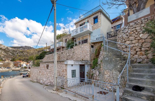 Senj Apartment | Beautiful apartment in Starigrad