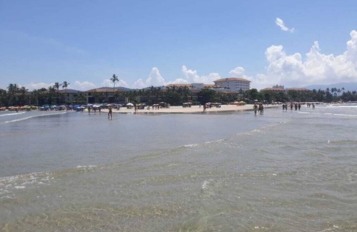 Jardim Centenario Apartment | Beautiful apartment in Enseada Guarujá. Condominium, leisure area, close to the beach