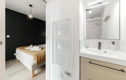 Rocabey - Alsace - Gare Apartment | Beautiful Apartment In Saint-Malo