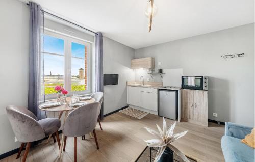 Rocabey - Alsace - Gare Apartment | Beautiful Apartment In Saint-Malo