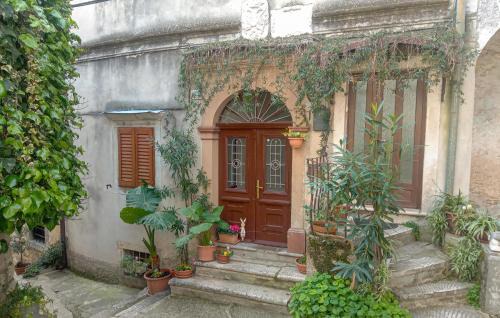 Mosenice Apartment | Beautiful Apartment In Moscenice