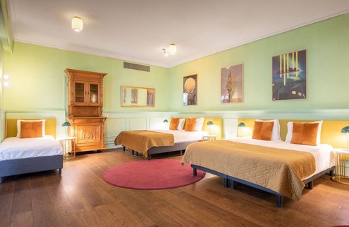 Helden Apartment | Beautiful apartment in Helden with private terrace