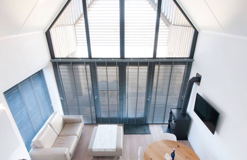 Tholen House | Beautiful apartment in villa for 4 people with WIFI, TV and parking