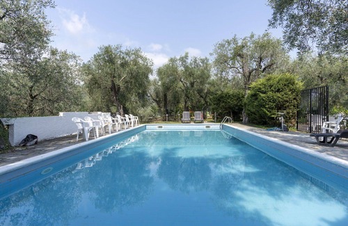 Gazzelli Apartment | Beautiful apartment for 4 people with pool, WIFI, pets allowed, panoramic view and parking