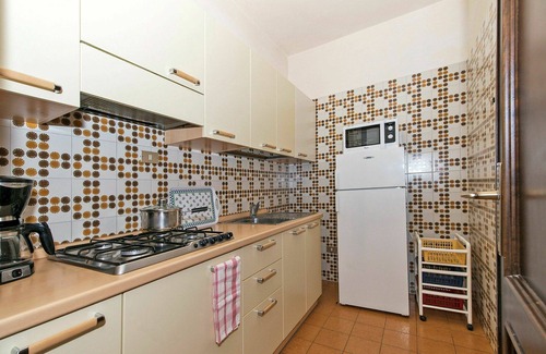 Frader Apartment | Beautiful apartment for 7 guests with WIFI, pool, TV, terrace and parking