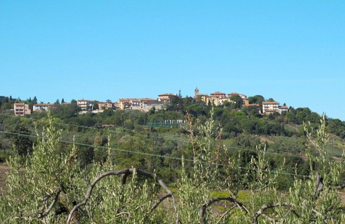 Sughera Villa | Beautiful apartment in villa for 4 guests with WIFI, pool, TV, terrace, pets allowed and parking