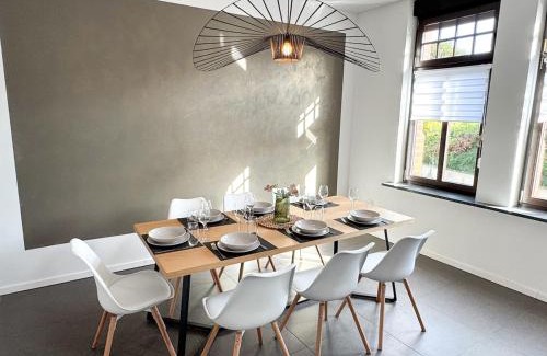 Rhein-Erft-Kreis District Apartment | Beautiful Apartment Köln 15 Min to Phantasialand