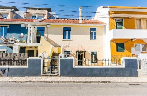 Carcavelos Apartment | Beautiful Apartment near Carcavelos Beach