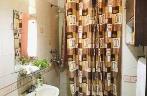 Taj Ganj Apartment | Beautiful Apartment Near Taj Mahal