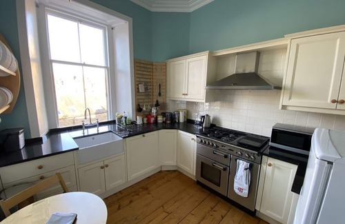 Stockbridge Apartment | Beautiful Apartment On The Edge Of Edinburgh’s Historic New Town
