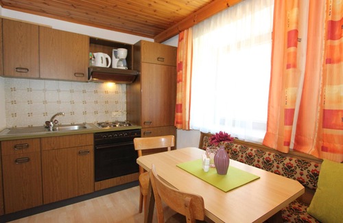 Prutz Apartment | Beautiful apartment on a farm