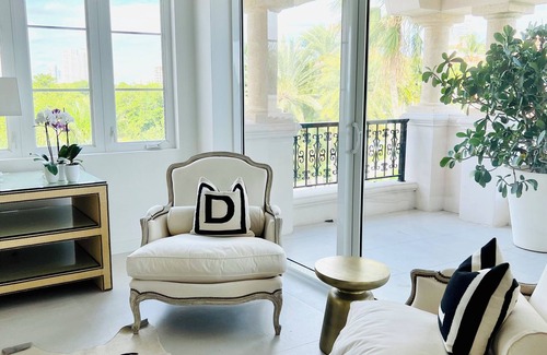 Seybold Apartment | Beautiful apartment on Fisher Island