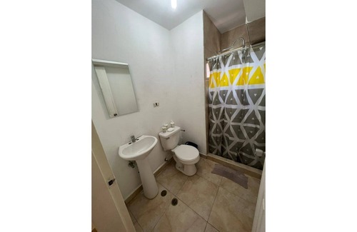 Caracas Apartment | Beautiful apartment with water 24/7 parking