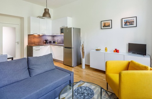 Prague 3 Apartment | Beautiful Apartment with Private Terrace in Central Prague
