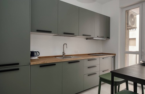 Ponte Seveso Apartment | Beautiful apt with 2 balconies
