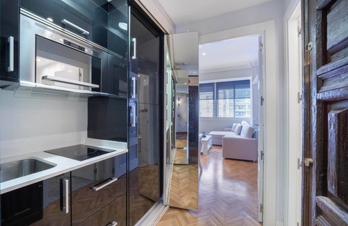 Castillejos Apartment | Beautiful apt with pool in Madrid by SharingCo