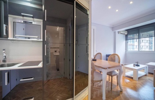 Castillejos Apartment | Beautiful apt with pool in Madrid by SharingCo