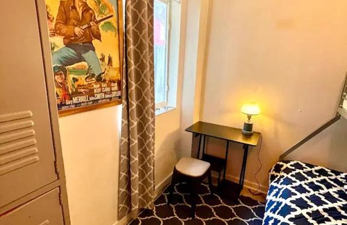 Midtown House | BEAUTIFUL ART VILLA at EXCLUSIVE BOHO HOUSE BAR
