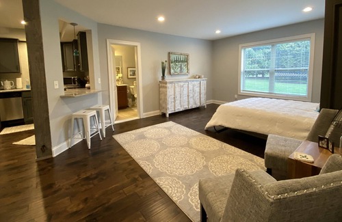 Thompson's Station House | Beautiful, basement apartment living 10 minutes from Franklin, TN.