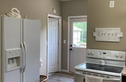Balsam Lake House | Beautiful Balsam Lake home with Jacuzzi tub close to Lake and park
