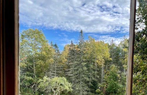 Brooklin Apartment | Beautiful barn apartment walking distance to downtown Brooklin