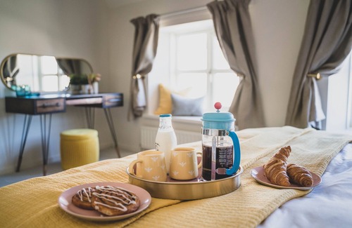 Branston House | Beautiful barn conversion; cosy quality in this romantic Lincolnshire retreat.