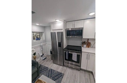 Columbia Heights Apartment | Beautiful Basement Apartment
