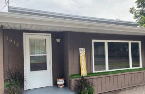La Crosse House | Beautiful Bay views at Bayfront Resort