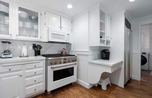 Balboa Peninsula House | Beautiful beach front beach