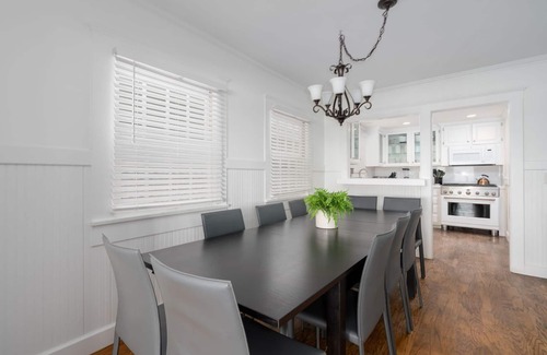Balboa Peninsula House | Beautiful beach front beach