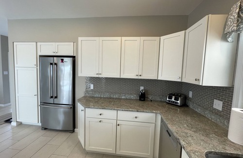 North End House | Beautiful Beach Front - 3 BR 3 Bath