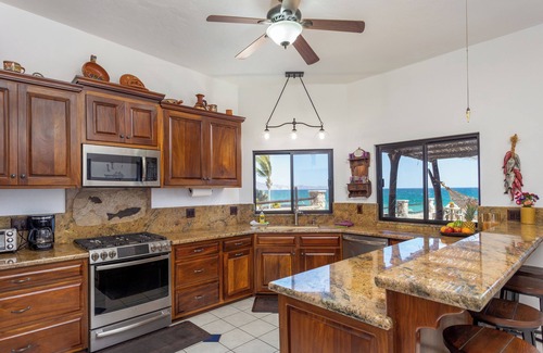 Buenavista House | Beautiful Beach House Right on the Sea of Cortez
