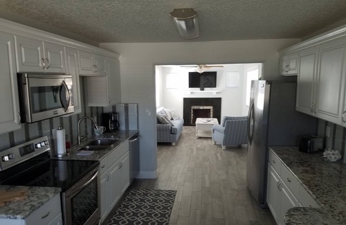 Ormond Beach Manors House | Beautiful Beach House π Few steps from the beach π£