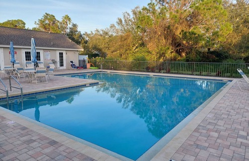 Braden River Condo | Beautiful Beach Style Condo on Ground Level